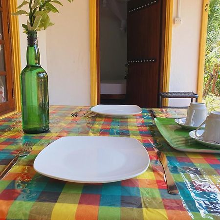 Sanu Home Stay シギリヤ エクステリア 写真