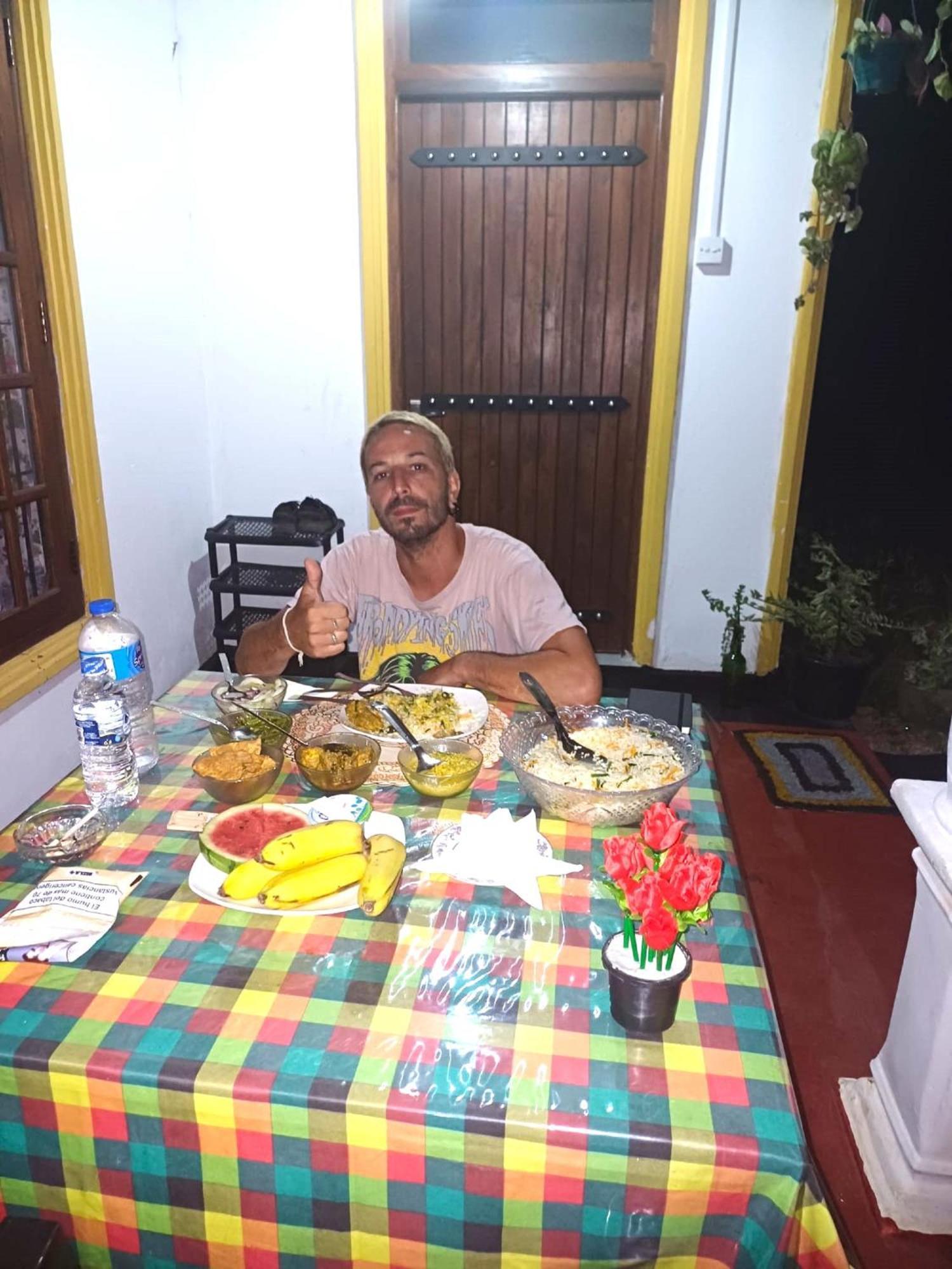 Sanu Home Stay シギリヤ エクステリア 写真